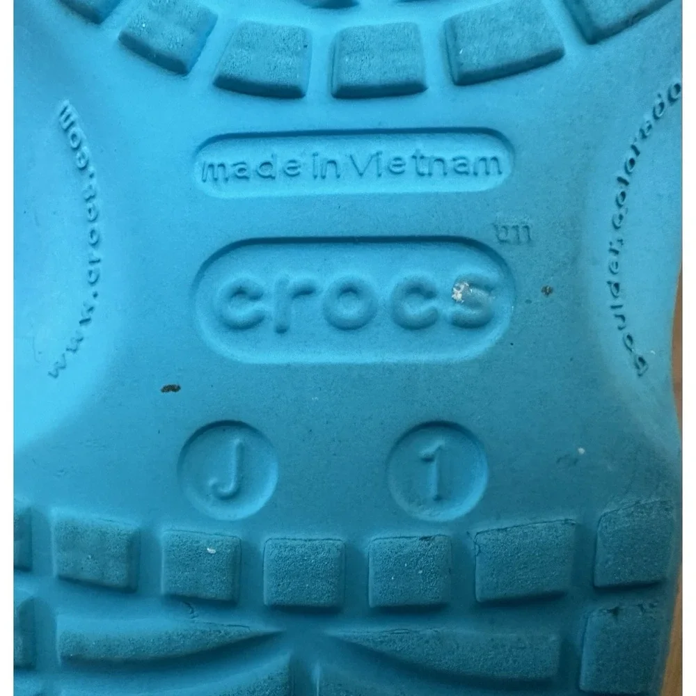 CROCS X Lisa Frank Classic Clogs Kids Size 1 J1 Aqua Limited Edition